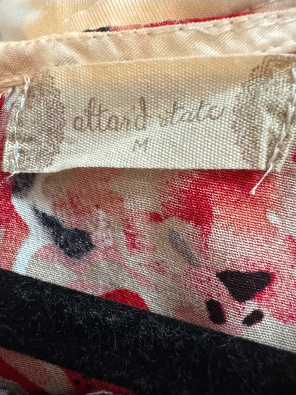 Altar'd State White Floral Peplum Sleeveless Top - Red & Pink Bloom - Picture 2 of 2